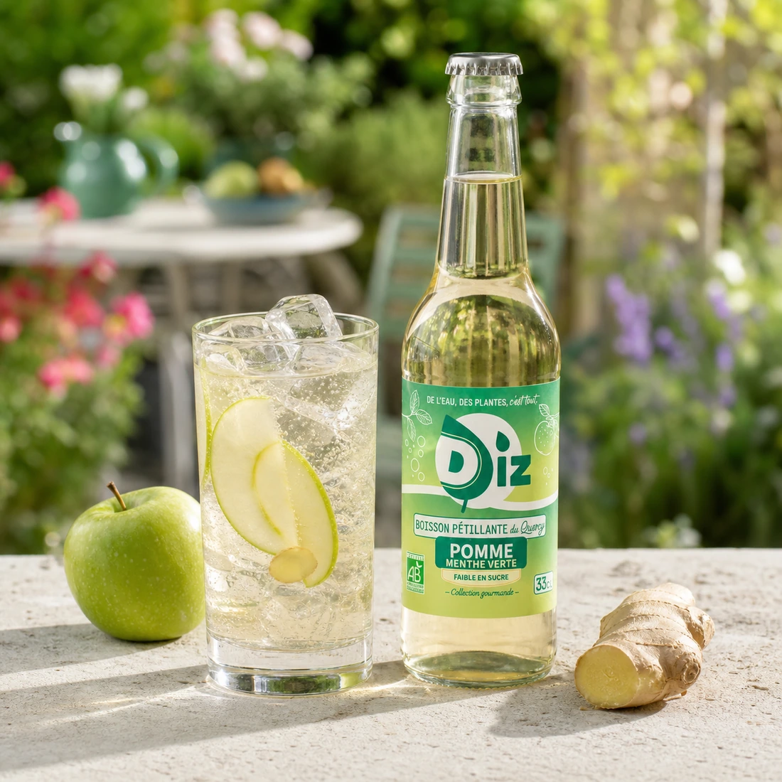 Le cocktail sans alcool La Croquante et sa bouteille DIZ Pomme Menthe